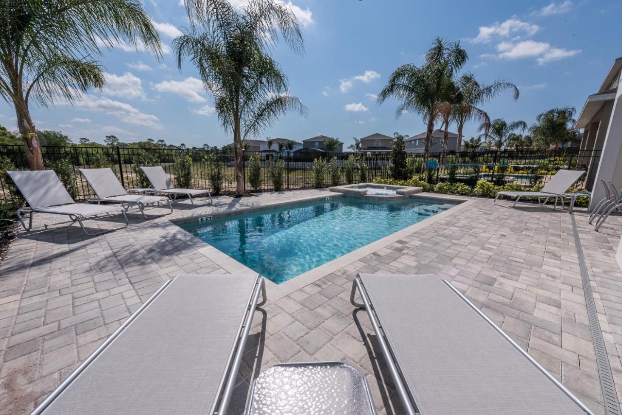  | Groovy Mouse House with private pool