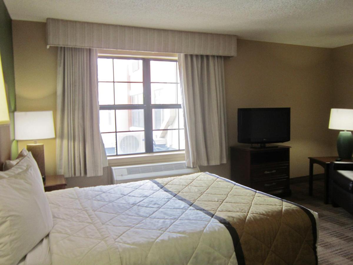 Queen studio with 1 Queen Bed - Disability Access/Non-Smoking at Extended Stay America Suites - Fayetteville - Fort Bragg