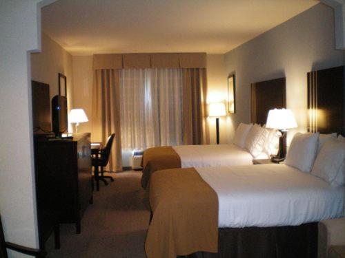 | Holiday Inn Express Hotel & Suites Beaumont Northwest, an IHG Hotel