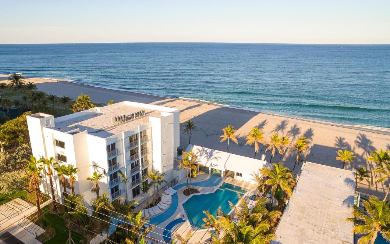 | Plunge Beach Resort