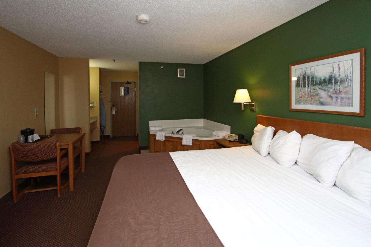  | New Victorian Inn & Suites Kearney