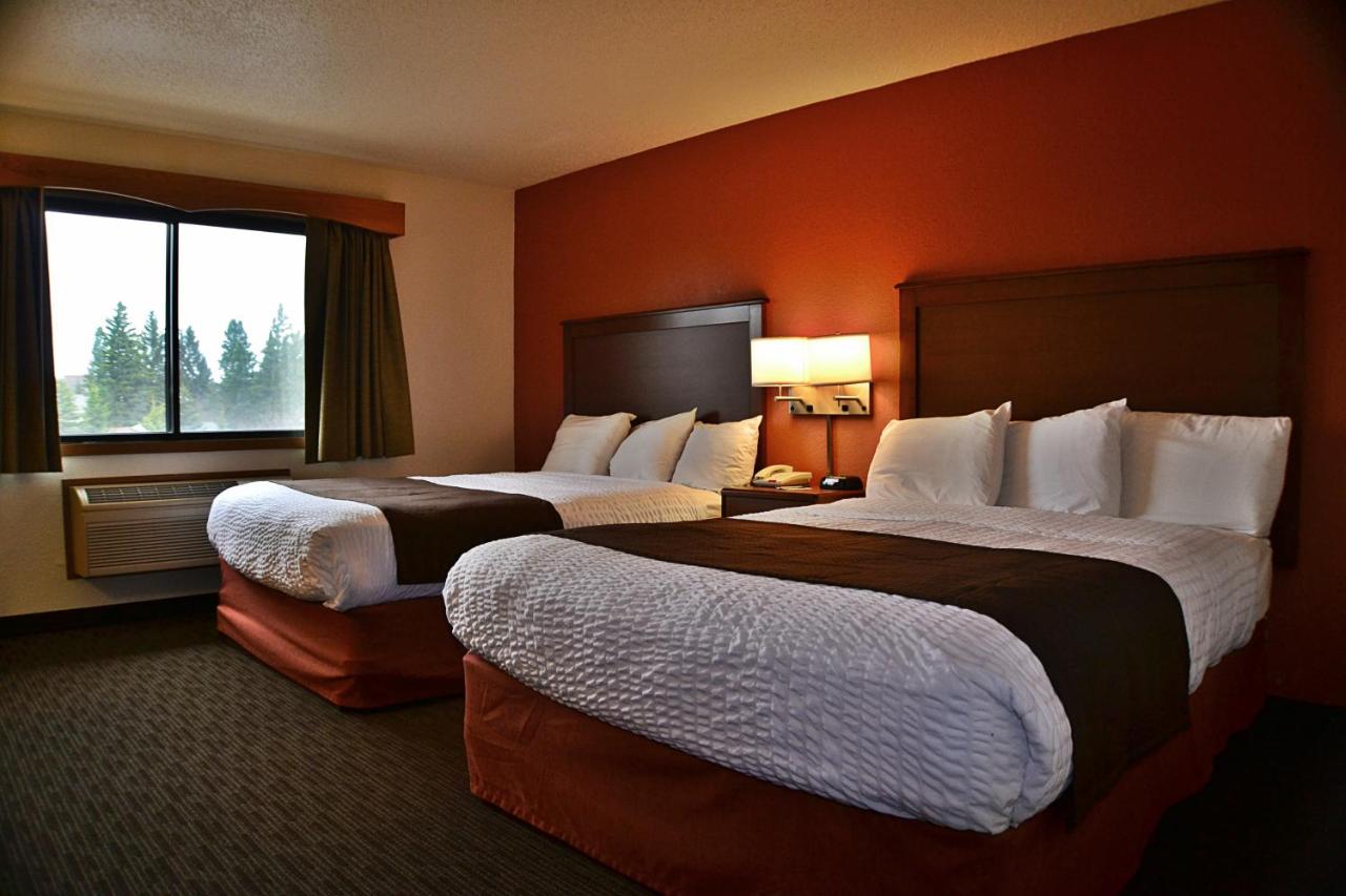 | AmericInn by Wyndham Calumet