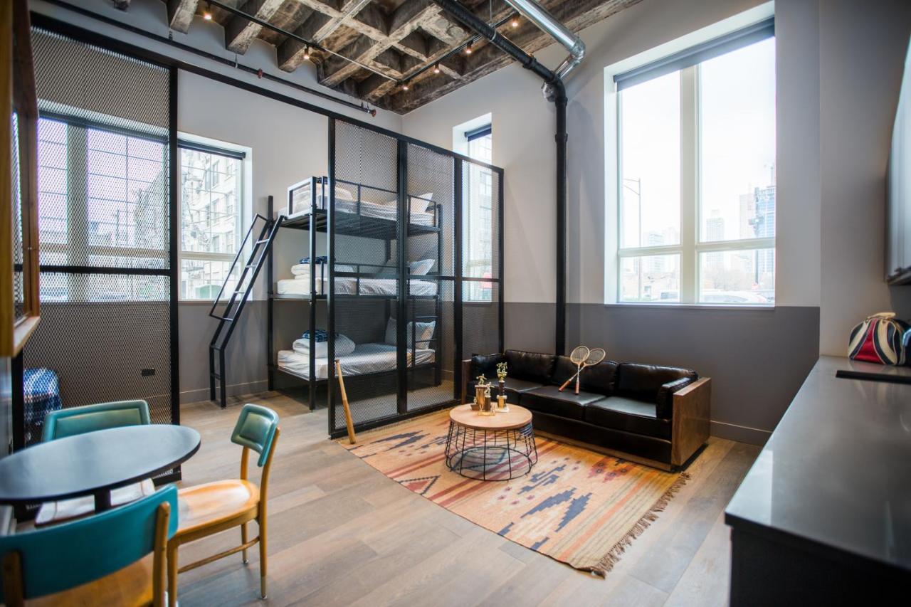 Signature Suite at The Chicago Hotel Collection River North