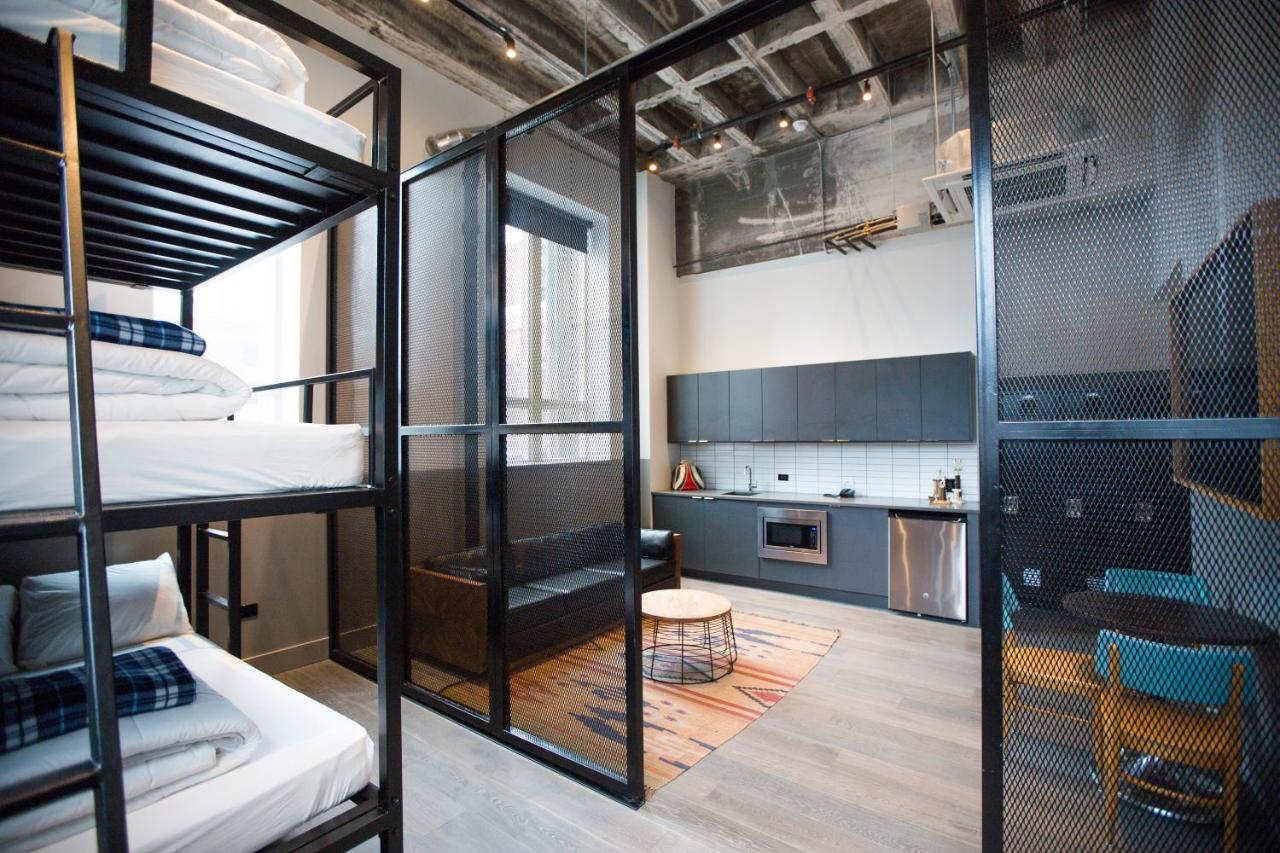 Signature Suite at The Chicago Hotel Collection River North