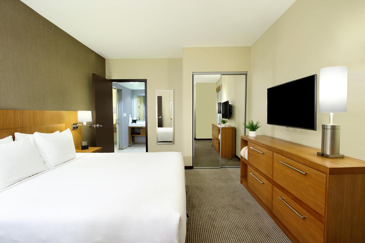 High Floor 1 King at Hyatt Place Houston/Katy