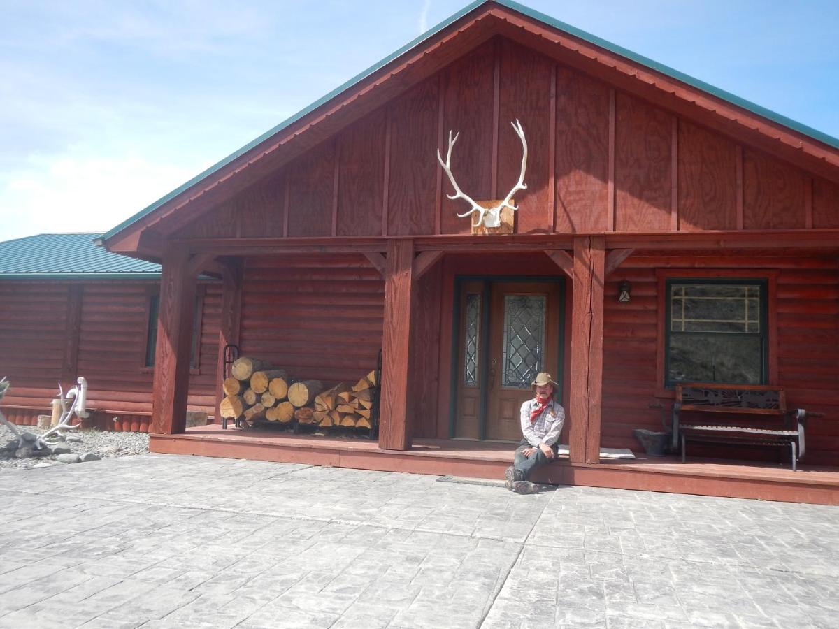 | 4 Bears Bed and Breakfast
