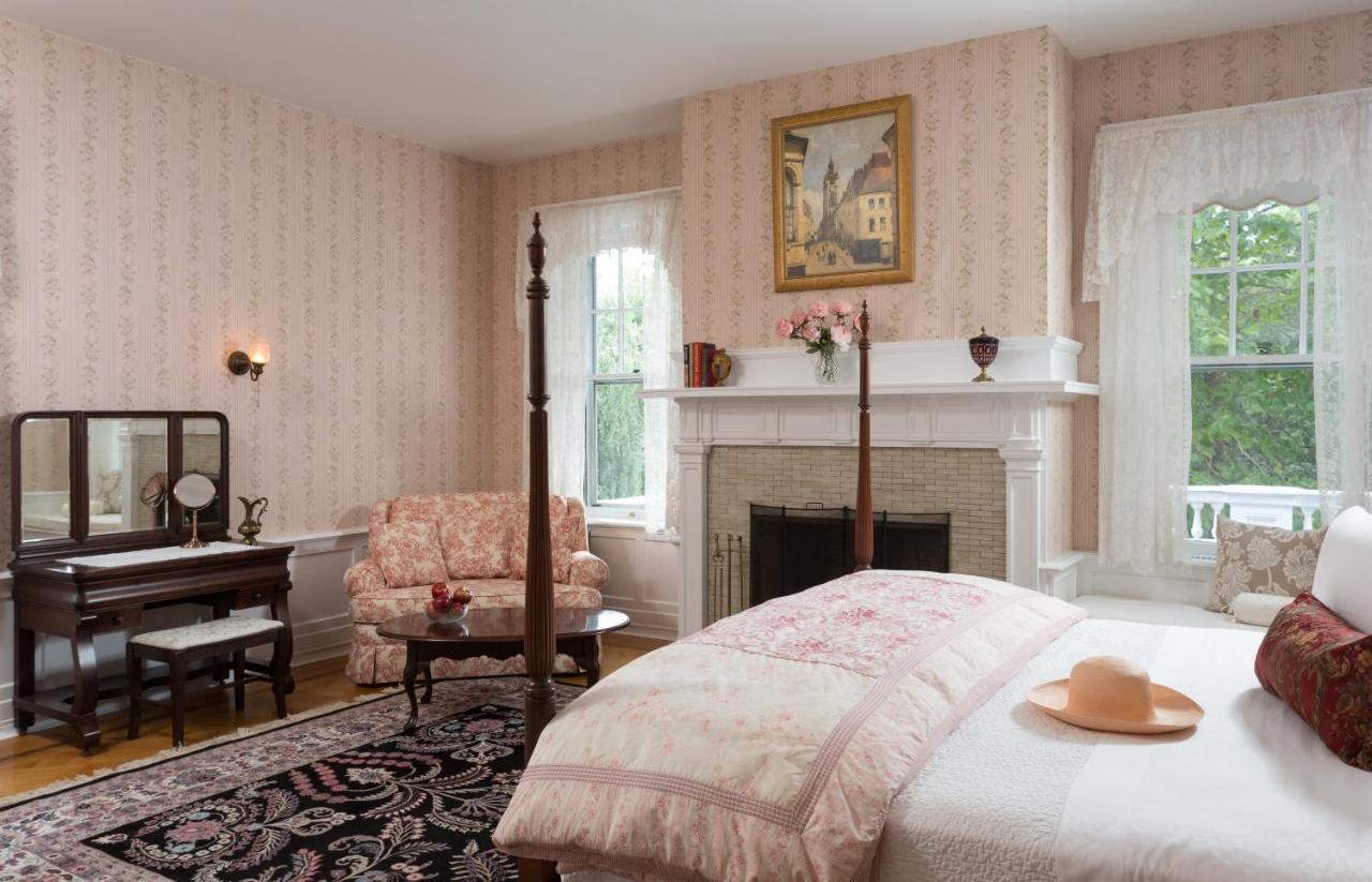 | Mercersburg Inn