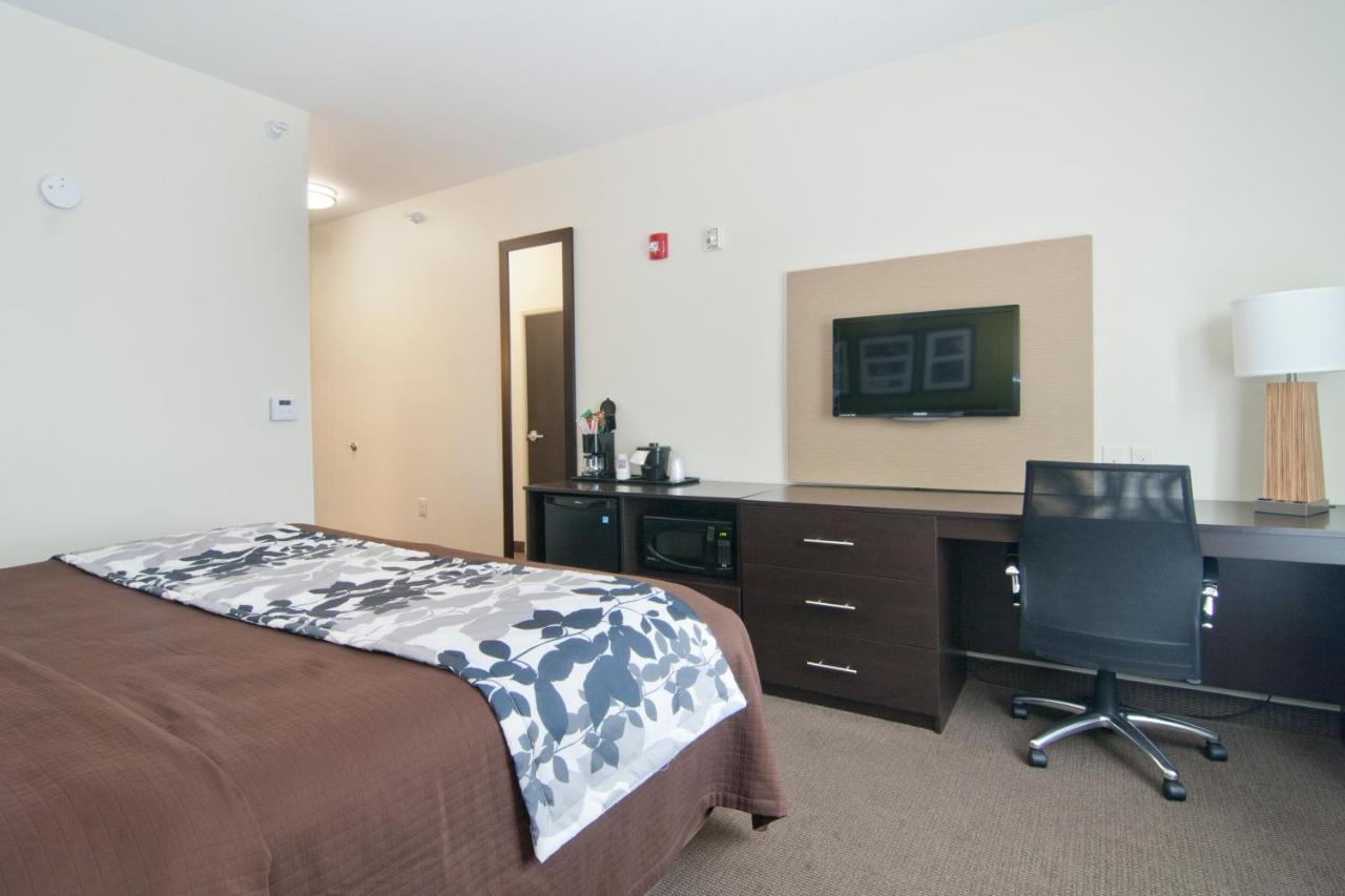 King Room - Non-Smoking at Sleep Inn & Suites Marshall - University Area