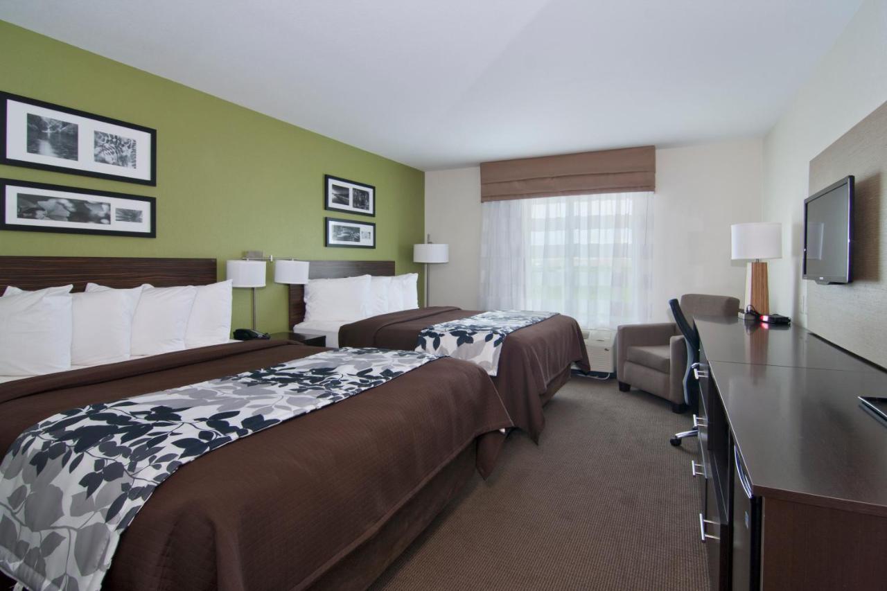 Queen Room with Two Queen Beds - Non-Smoking at Sleep Inn & Suites Marshall - University Area