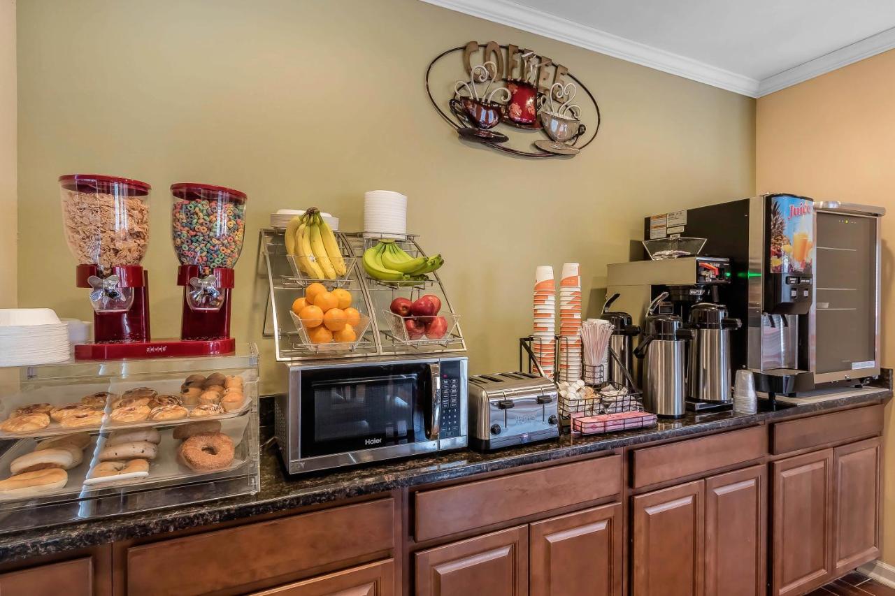| Econo Lodge Boaz