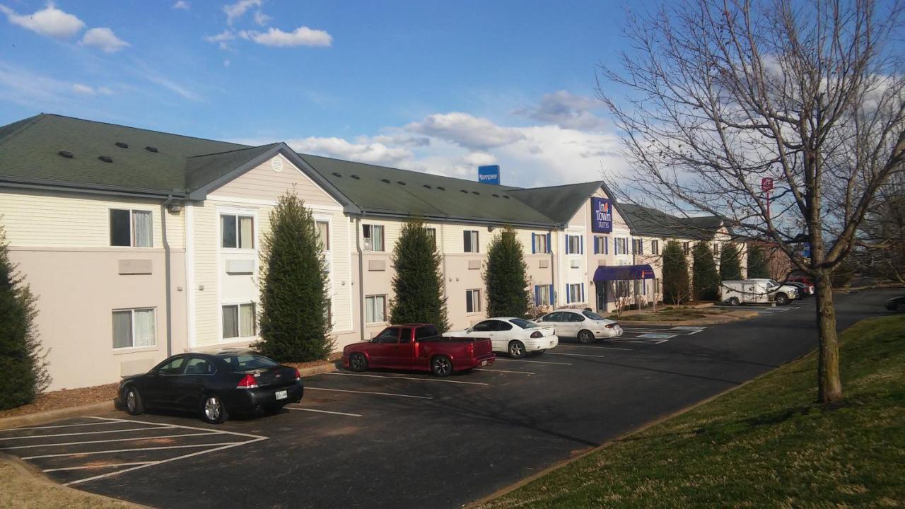  | InTown Suites Extended Stay Clarksville TN - Fort Campbell