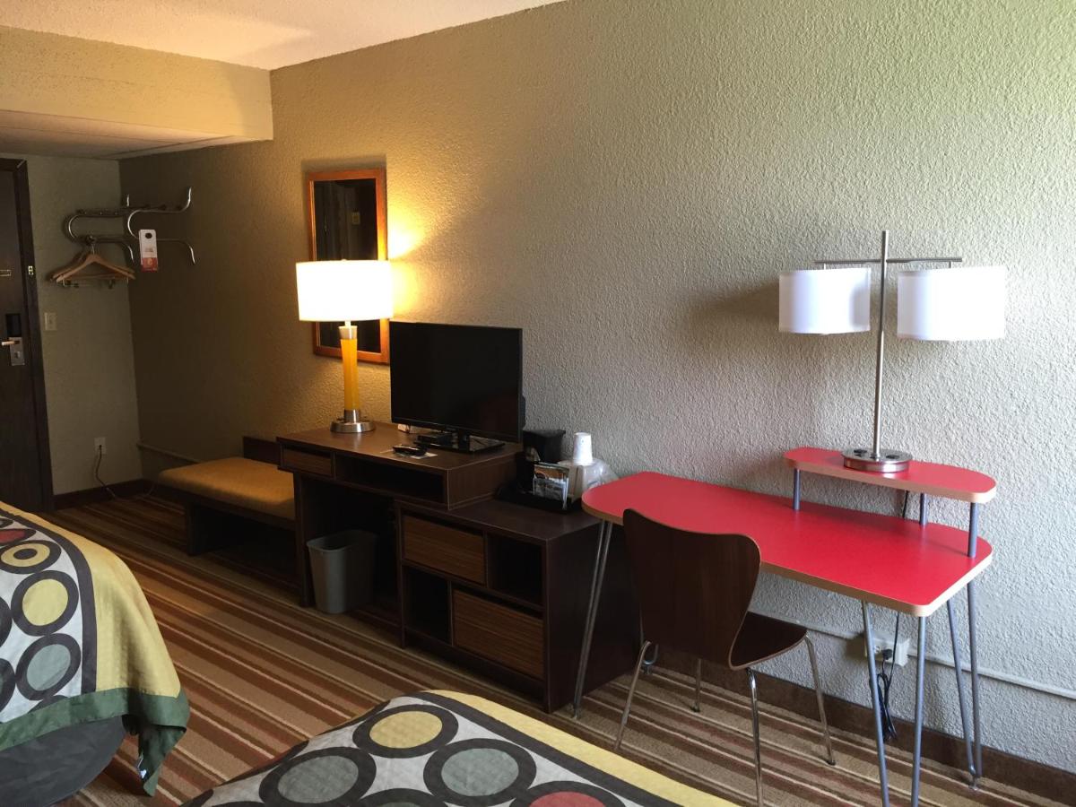 Double Room with Two Double Beds - Non-Smoking at Super 8 by Wyndham Redfield