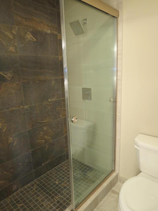 | Edgewater Hotel and Suites