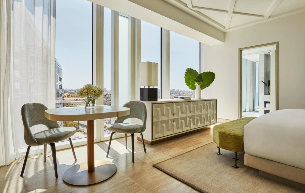  | Four Seasons Hotel at The Surf Club