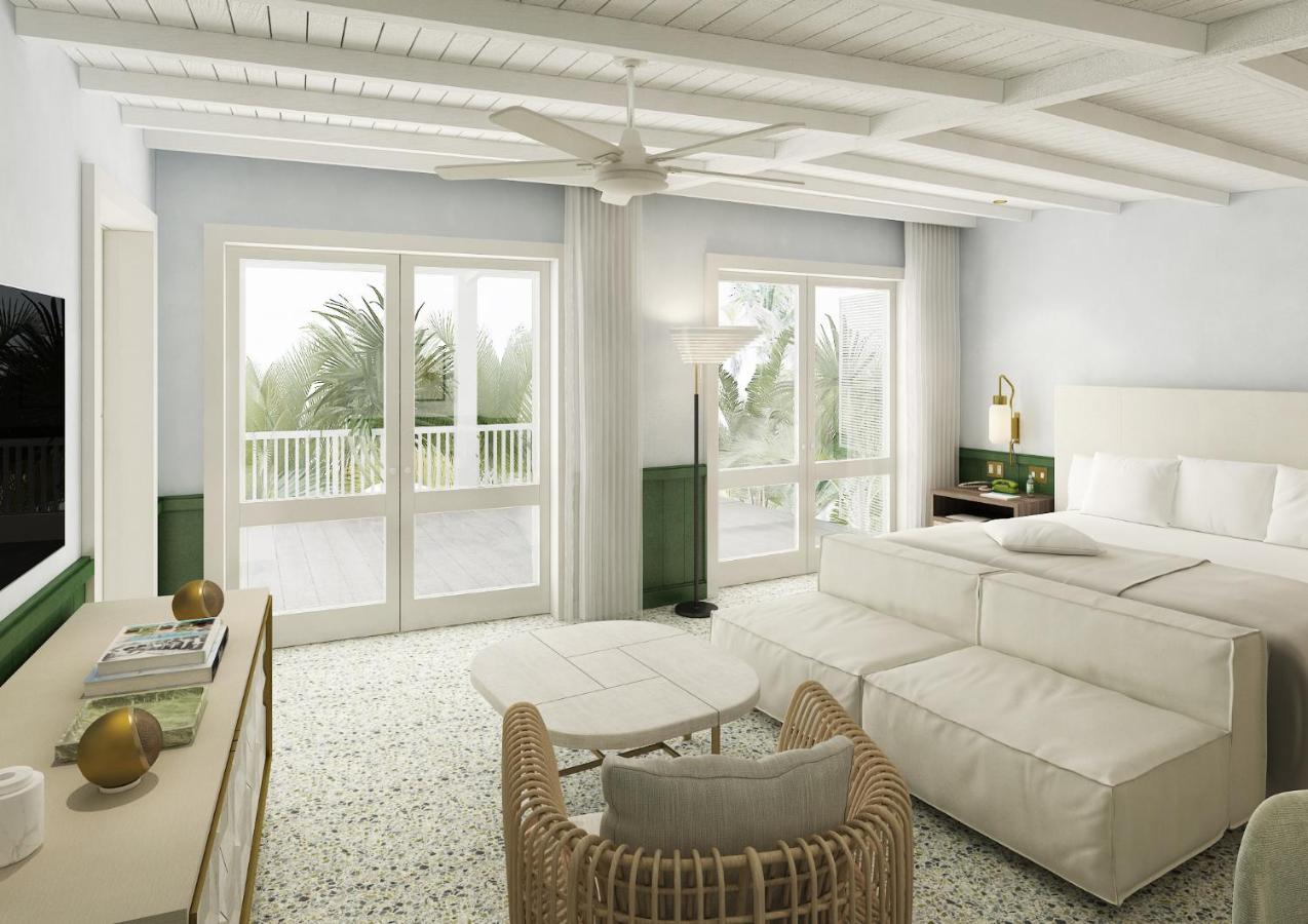 Accessible Ocean Bungalow King at Four Seasons Hotel at The Surf Club