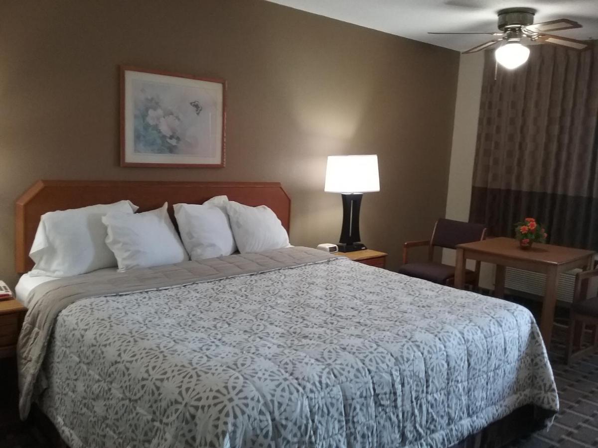 | Americas Best Value Inn Blue Ridge