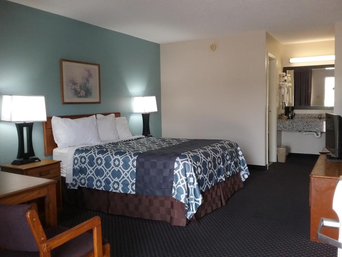 | Americas Best Value Inn Blue Ridge
