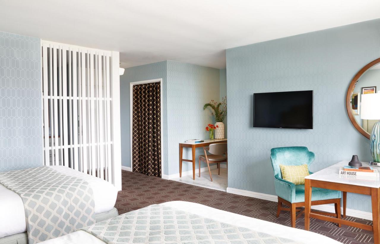 Deluxe Double Room with View at The Laurel Inn, part of JdV by Hyatt