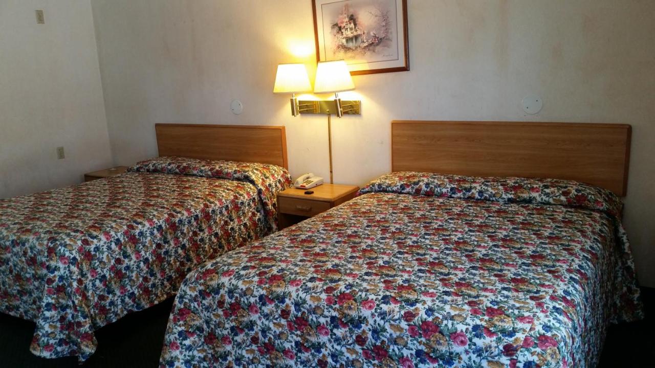 | Economy Inn Motel