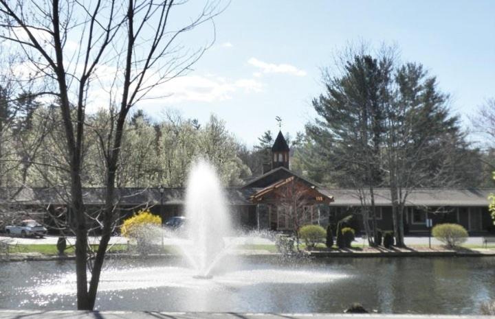  | Village Inn - Blowing Rock