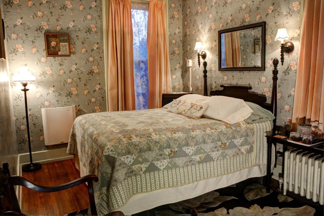 | Barrister's Bed & Breakfast