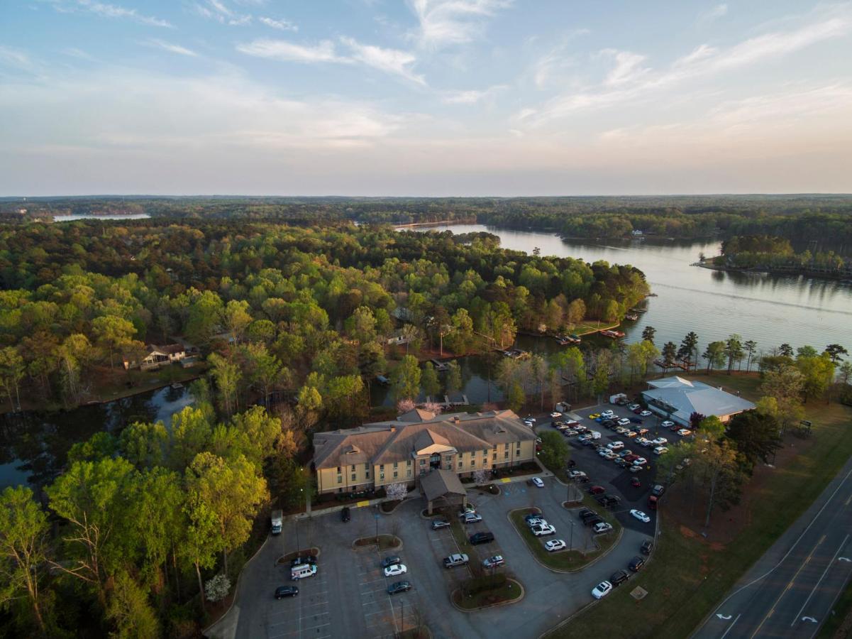 | The Lodge on Lake Oconee