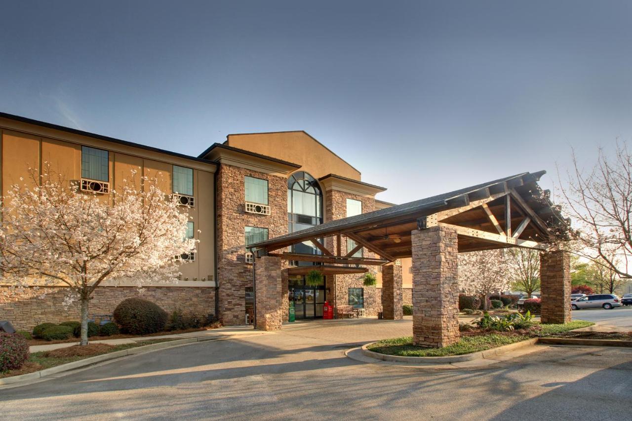 | The Lodge on Lake Oconee