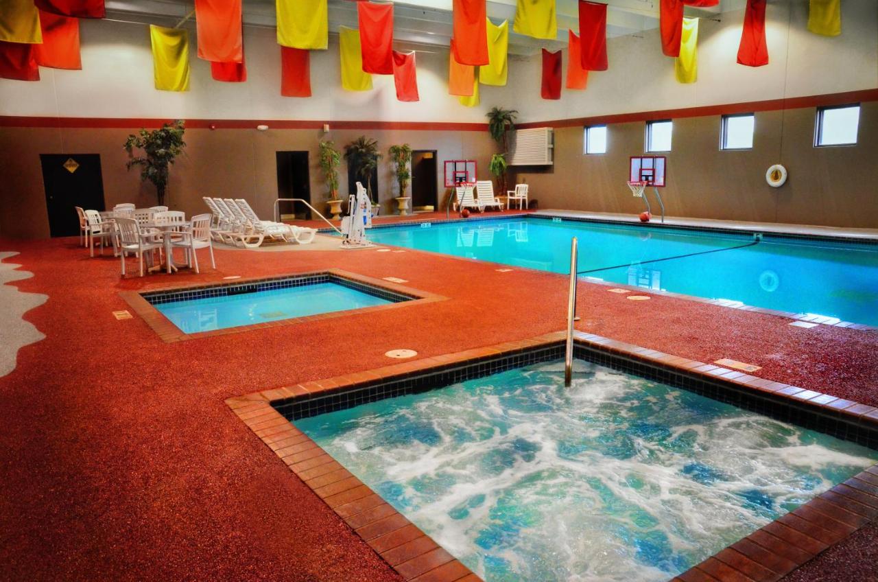 | Centerstone Plaza Hotel Soldiers Field - Mayo Clinic Area