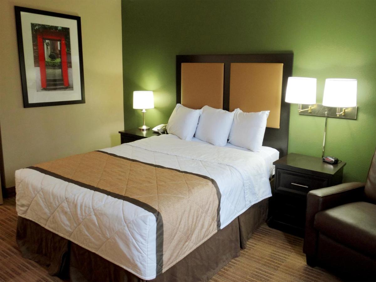 Queen Studio - Non-Smoking at Extended Stay America Suites Santa Rosa South