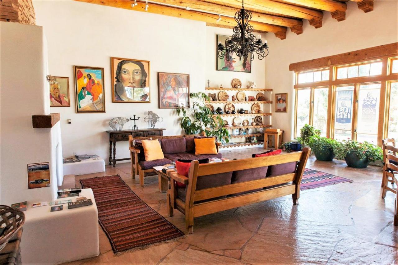 | Casa Benavides Inn