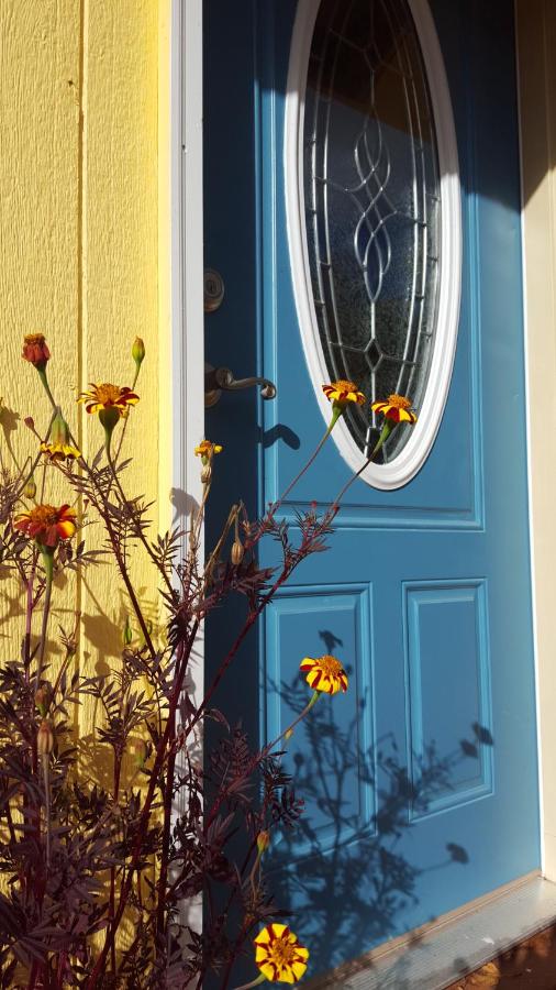 | Sunshine Cottage
