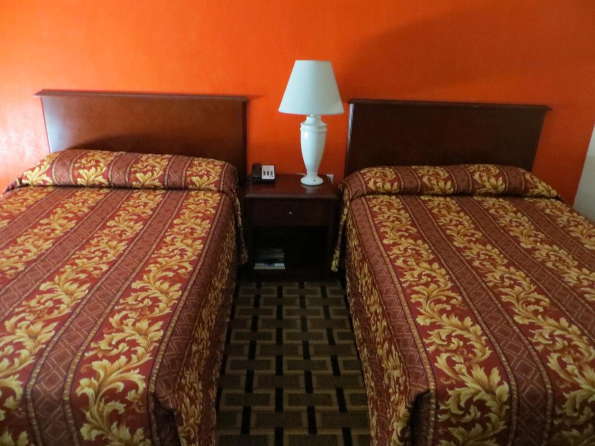 | Budget Inn