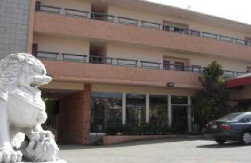  | Royal Century Hotel at LAX