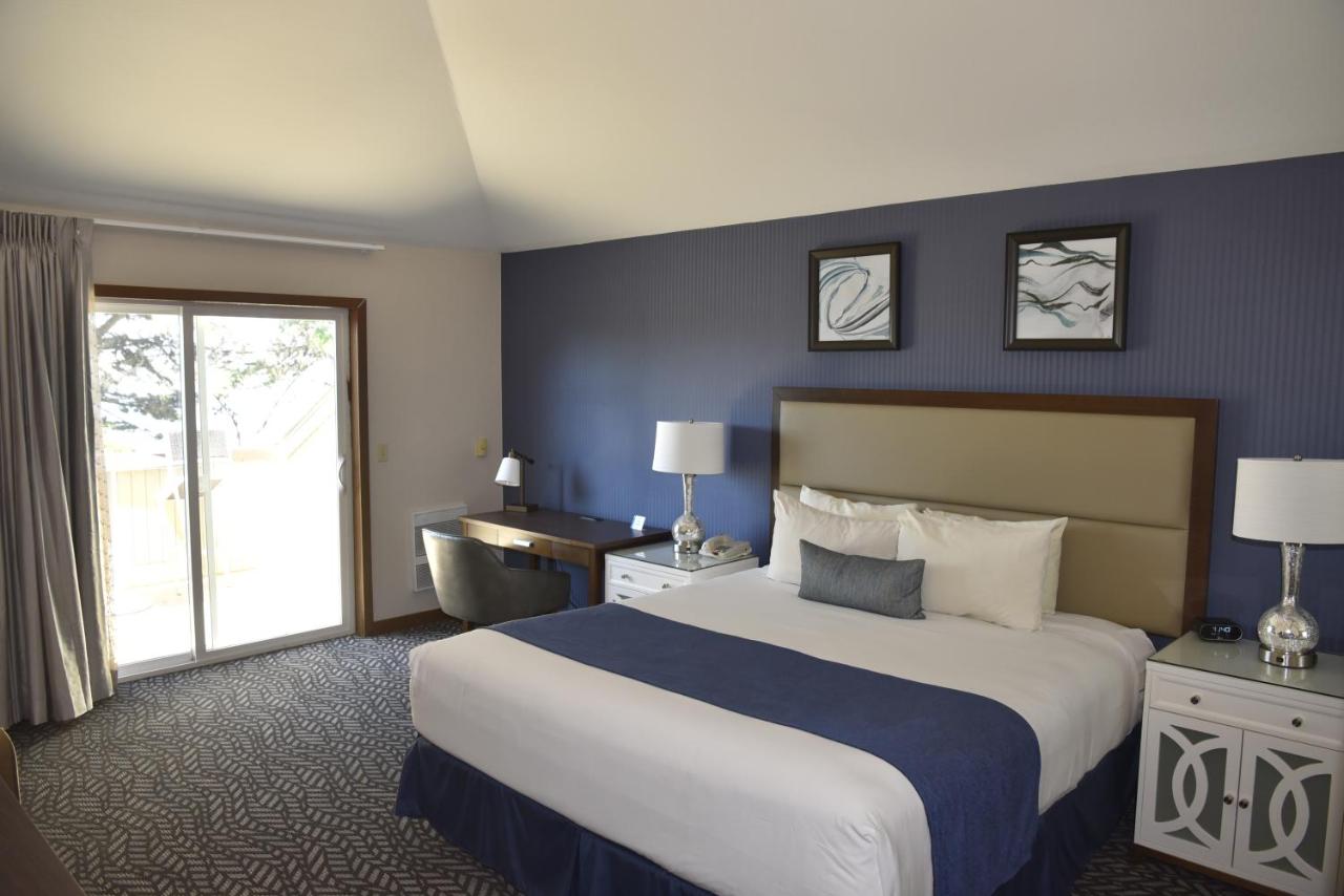  | Bodega Coast Inn and Suites
