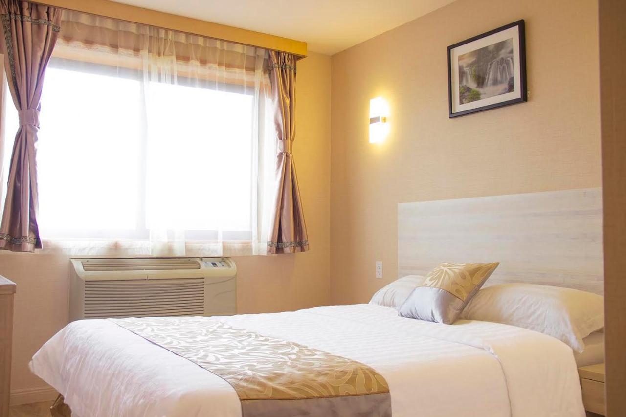 | Phoenix Hotel Brooklyn Sunset Park