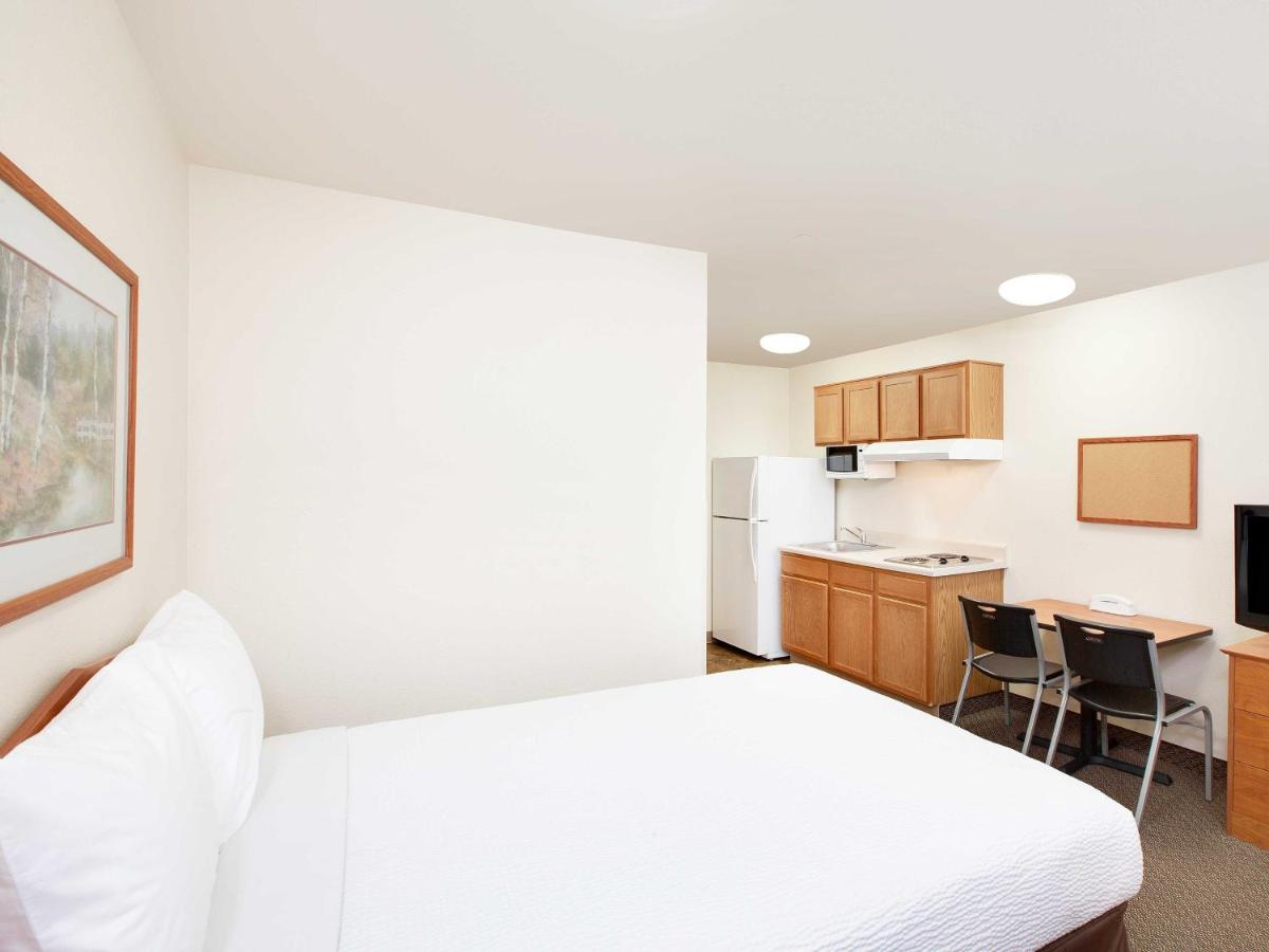 Studio at WoodSpring Suites Houston Willowbrook