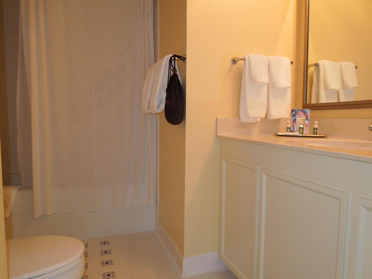 | Henley Park Hotel