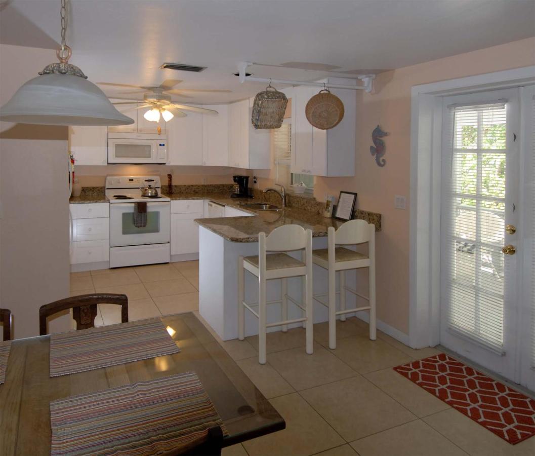 | Seahorse Cottages - Adults Only
