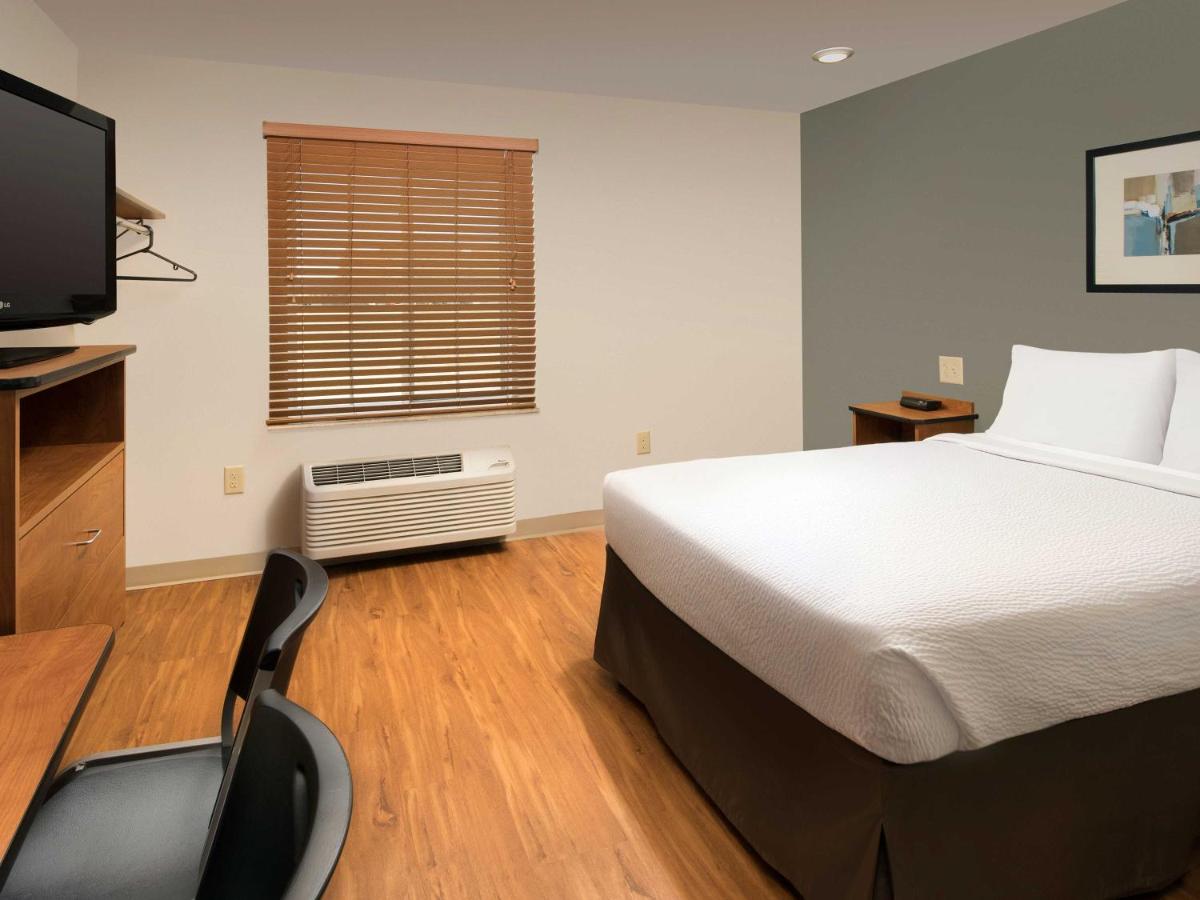 Standard Queen Room - Non-Smoking at WoodSpring Suites Odessa