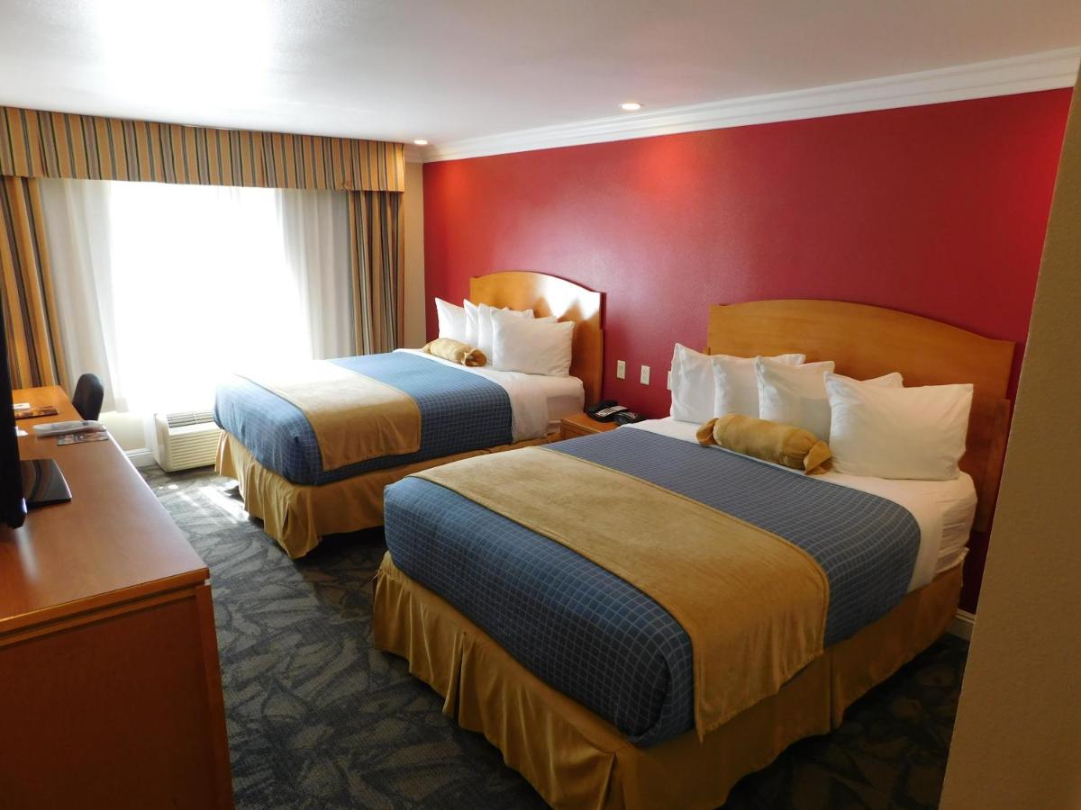 Deluxe Queen Room with Two Queen Beds - Non-Smoking at Best Western Plus Anaheim Orange County Hotel