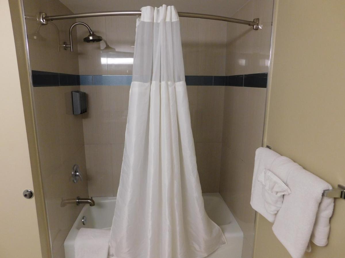 Deluxe Queen Room with Two Queen Beds - Non-Smoking at Best Western Plus Anaheim Orange County Hotel