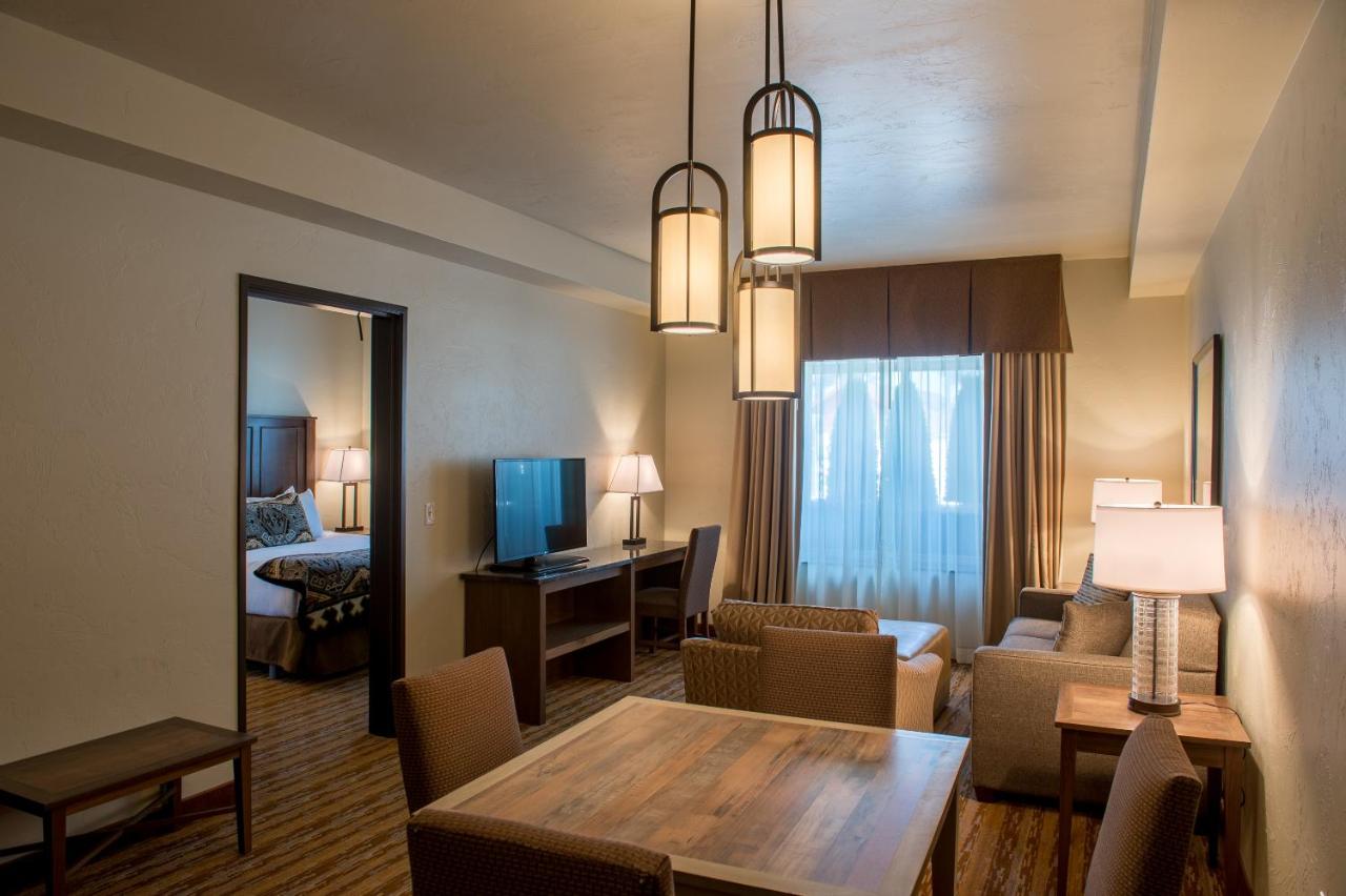 | Cedar Creek Lodge & Conference Center