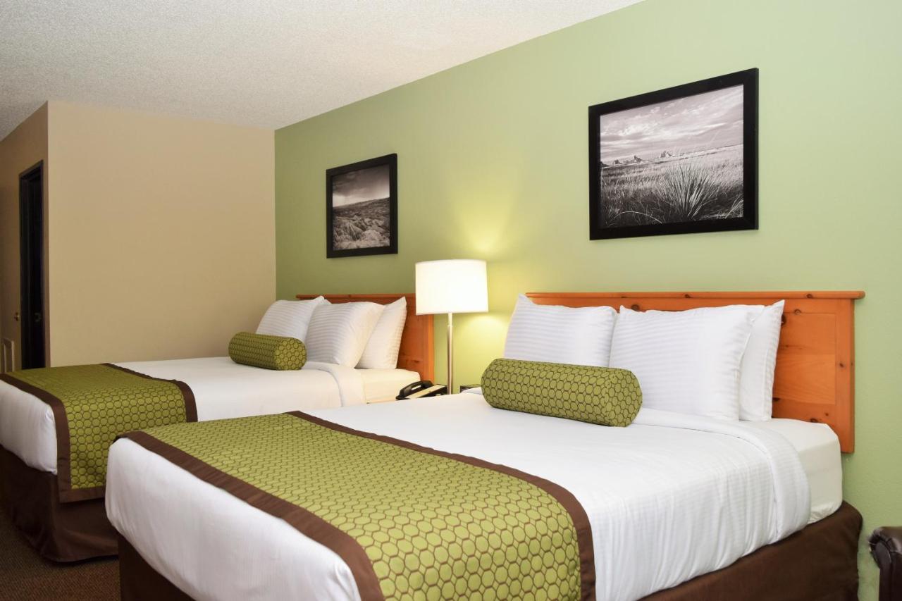 Queen Room with Two Queen Beds - Disability Access/Non-Smoking at Baymont by Wyndham Pierre