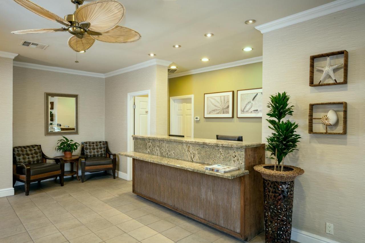 | Pacific Shores Inn