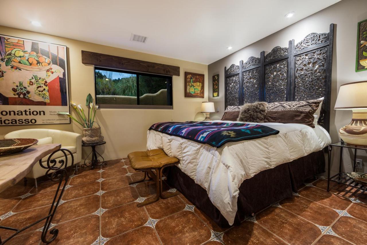 Deluxe One-Bedroom Suite at A Sunset Chateau
