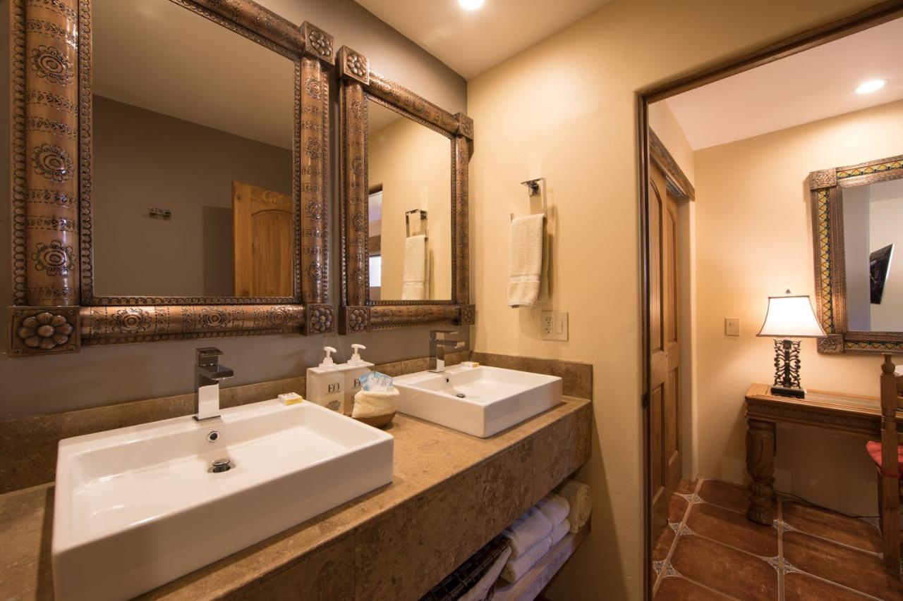 Deluxe One-Bedroom Suite at A Sunset Chateau