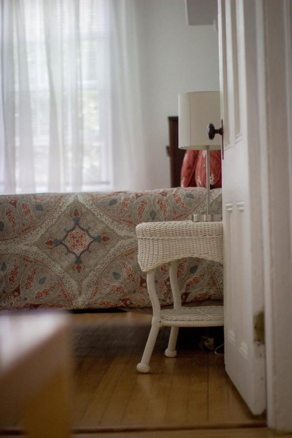 | Historic White Blossom House
