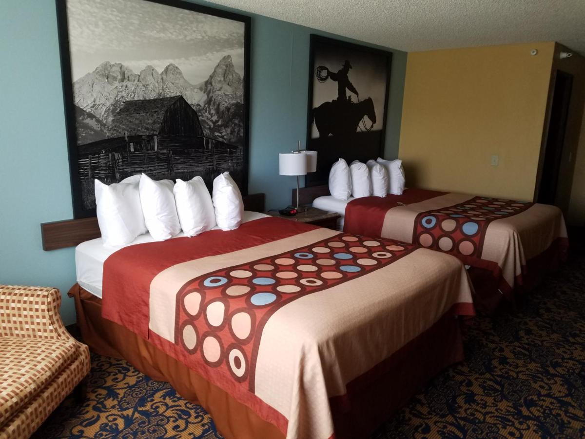 Queen Room with Two Queen Beds - Non-Smoking at Super 8 by Wyndham Casper East/Evansville