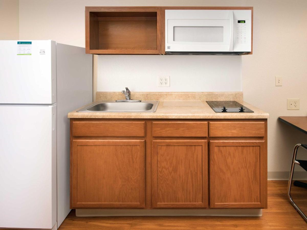 Queen Studio at WoodSpring Suites San Angelo