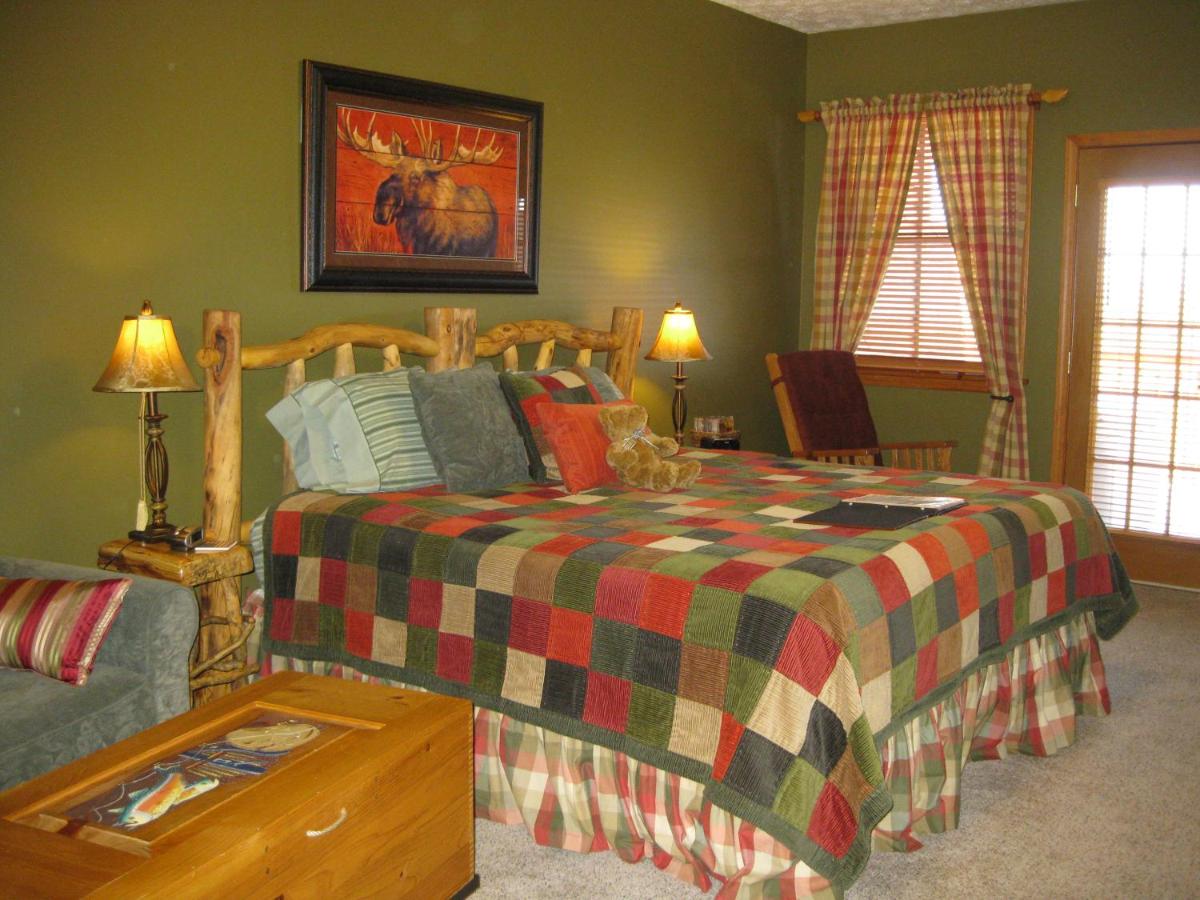 | Berry Springs Lodge